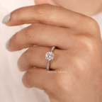 Round Cut Solitaire Engagement Ring