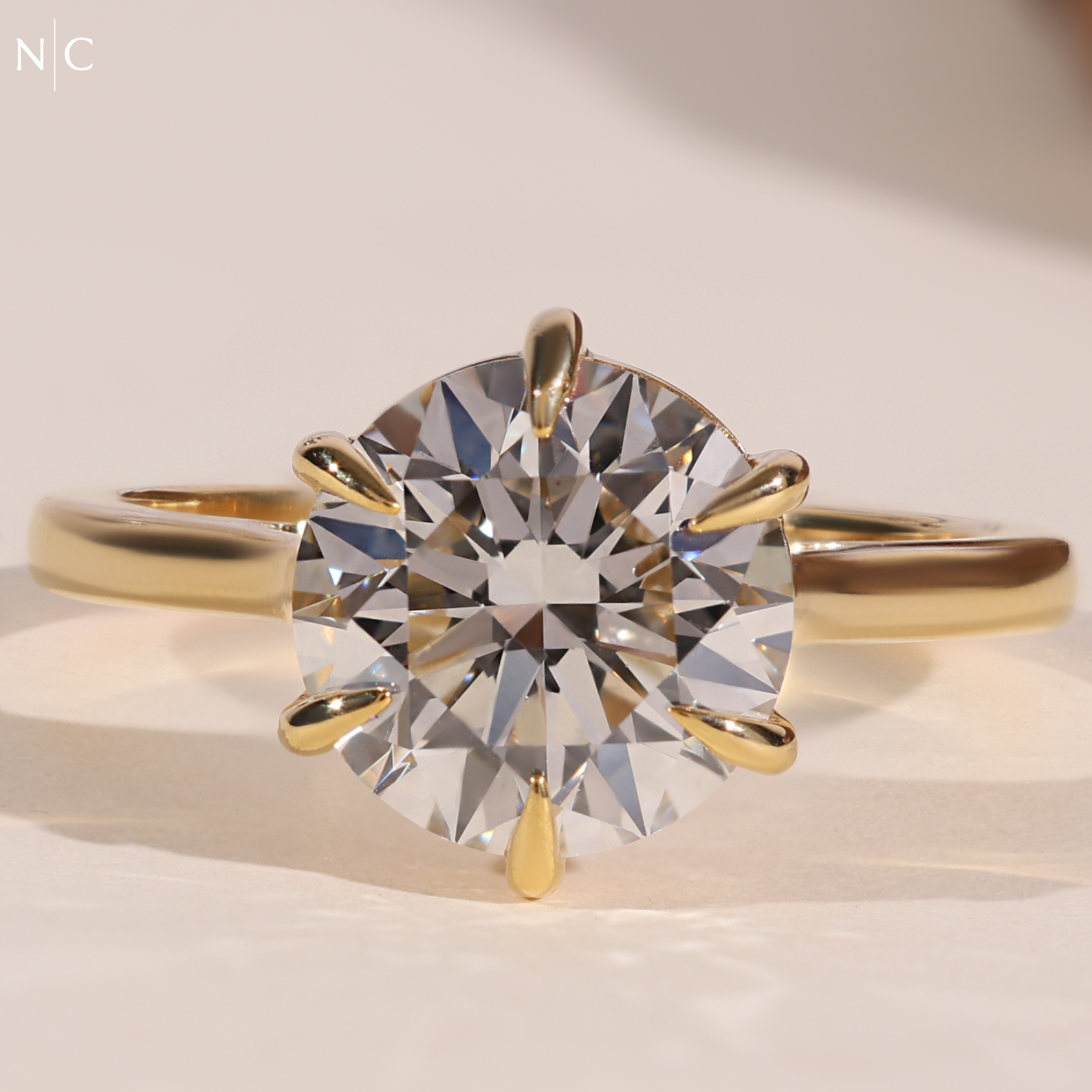 Round Cut Solitaire Engagement Ring