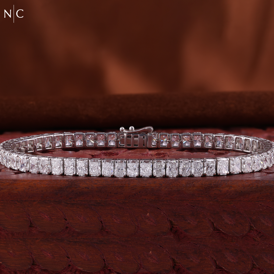 Radiant Cut Diamond Tennis Bracelet
