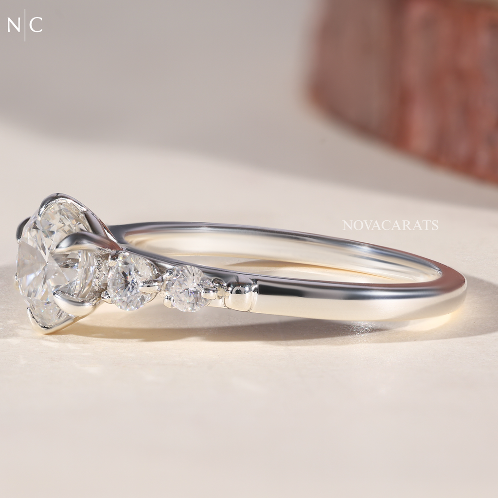 Graduated Round Cut Cascading Side Stone Cluster Ring