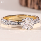 Round Cut Solitaire Engagement Ring