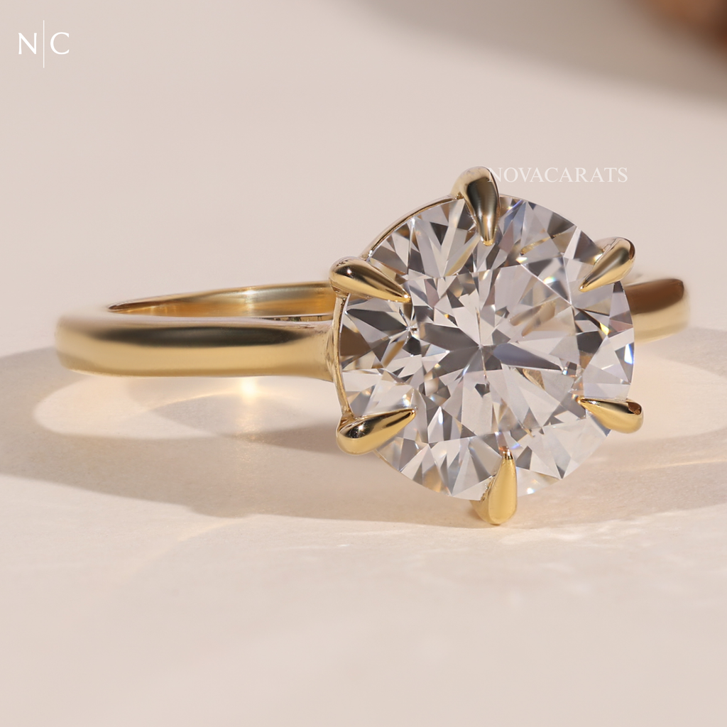 Round Cut Solitaire Engagement Ring
