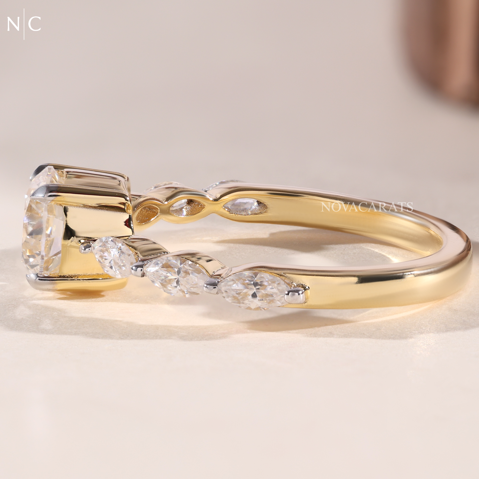 Round Cut Solitaire Engagement Ring