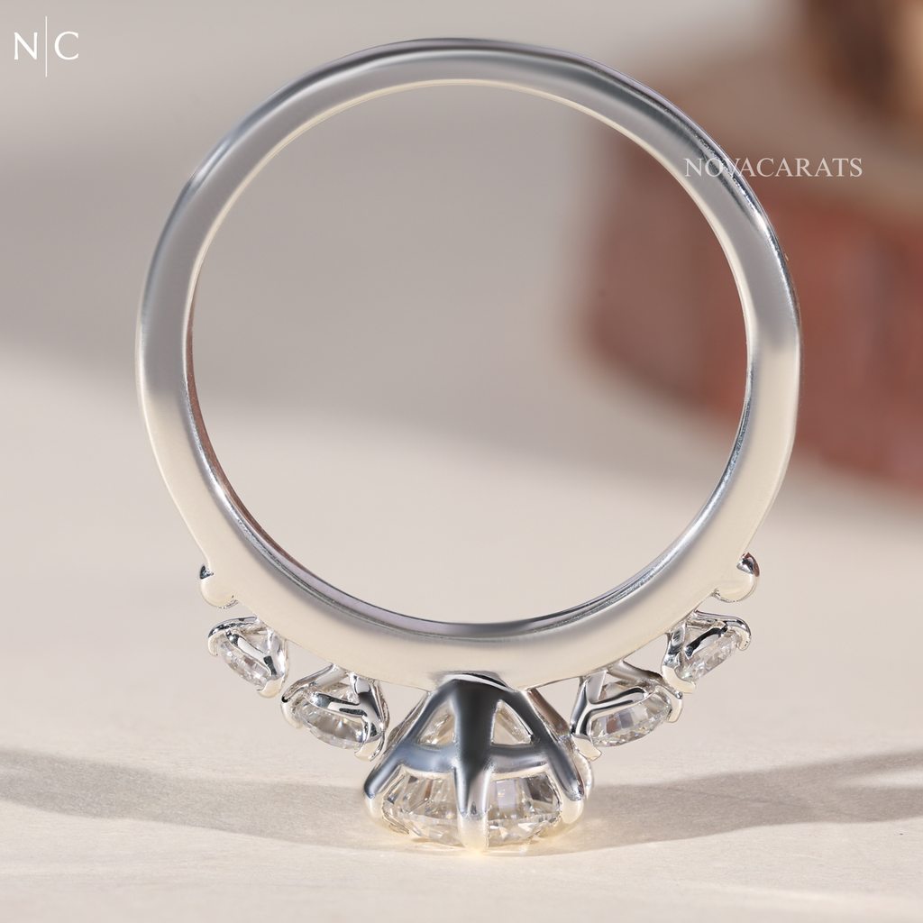 Graduated Round Cut Cascading Side Stone Cluster Ring