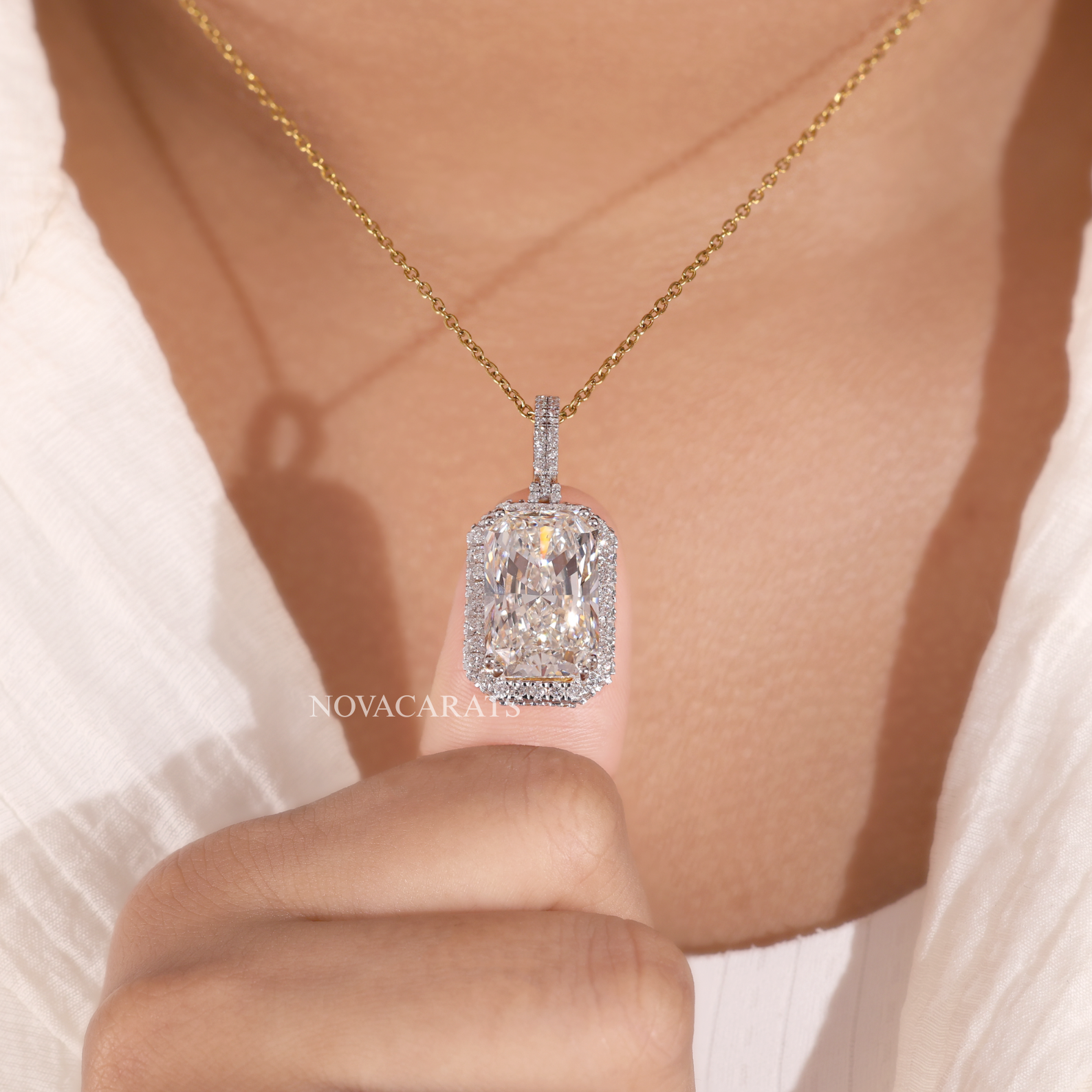 Radiant Cut Halo Diamond Pendent Necklace