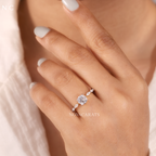 Round Cut Solitaire Engagement Ring