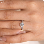Round Cut Classic Engagement Ring