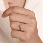 Round Cut Solitaire Engagement Ring