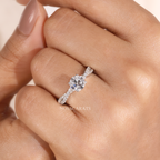 Round Cut Classic Engagement Ring