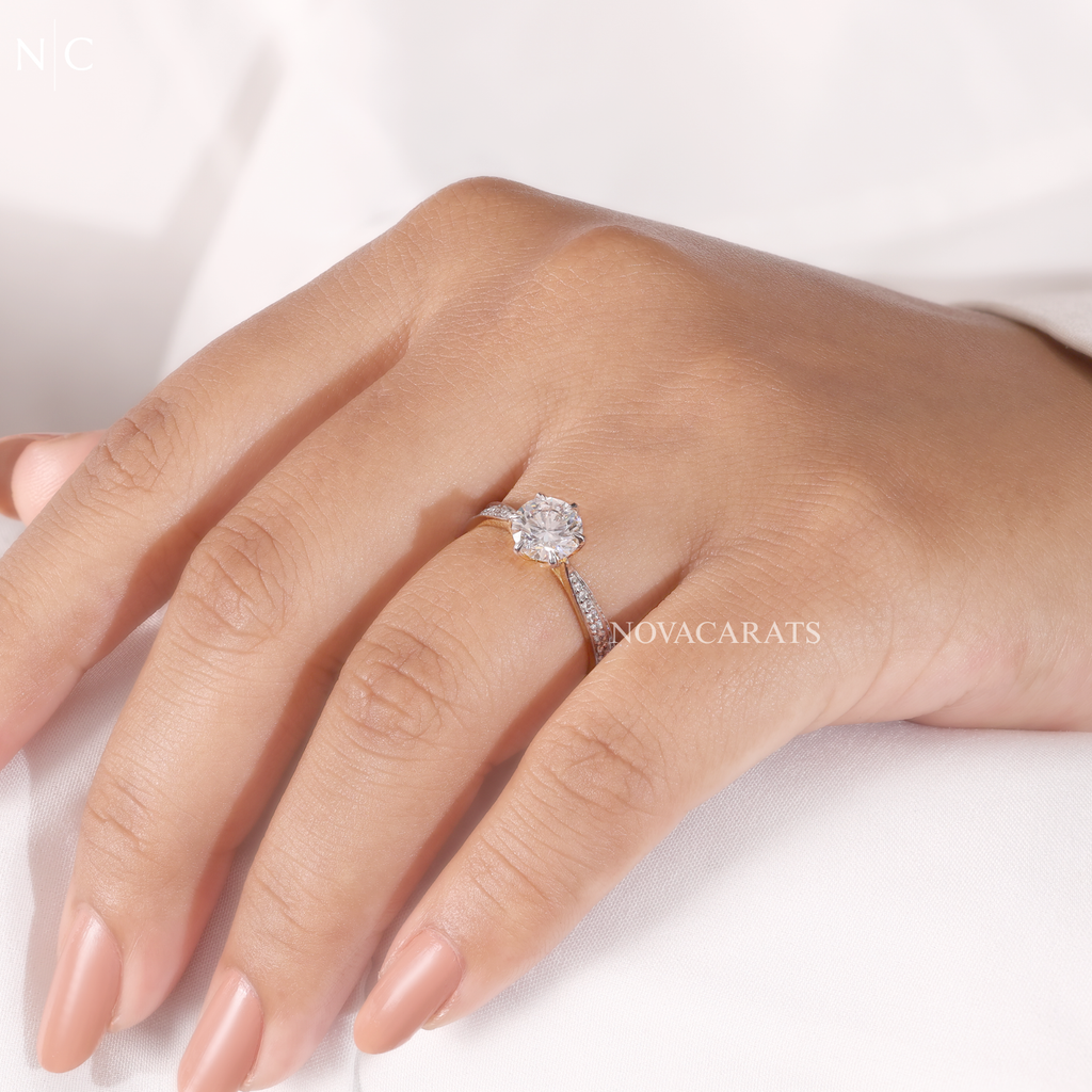 Round Cut Solitaire Engagement Ring
