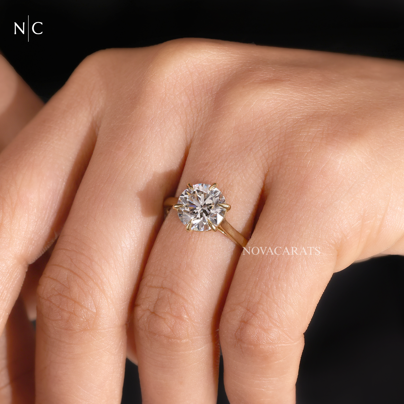 Round Cut Solitaire Engagement Ring