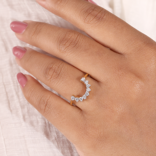 The Arc | Round Cut Curved Crown Wedding Band