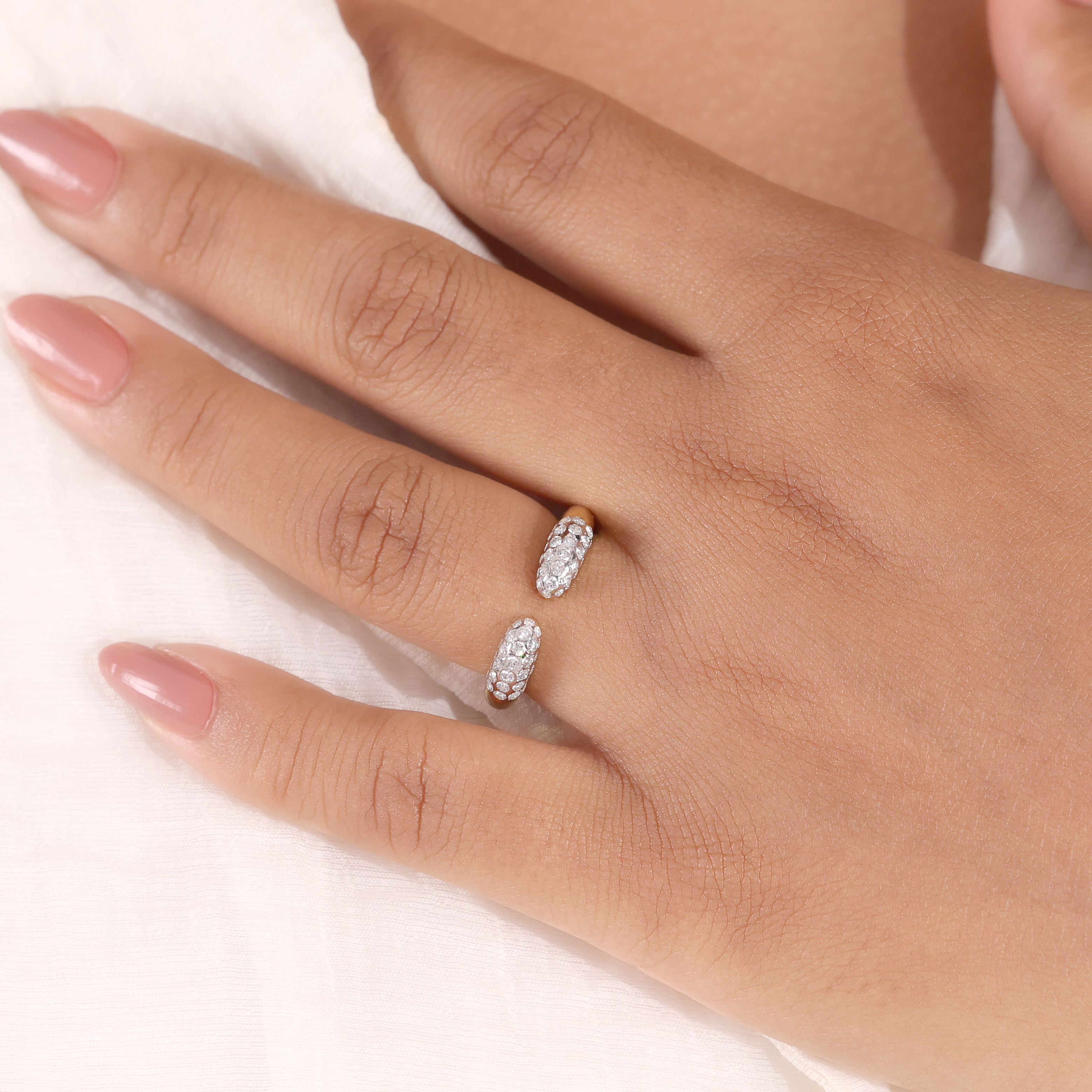 Engagement Ring In Muse Setting 14- NCR0036